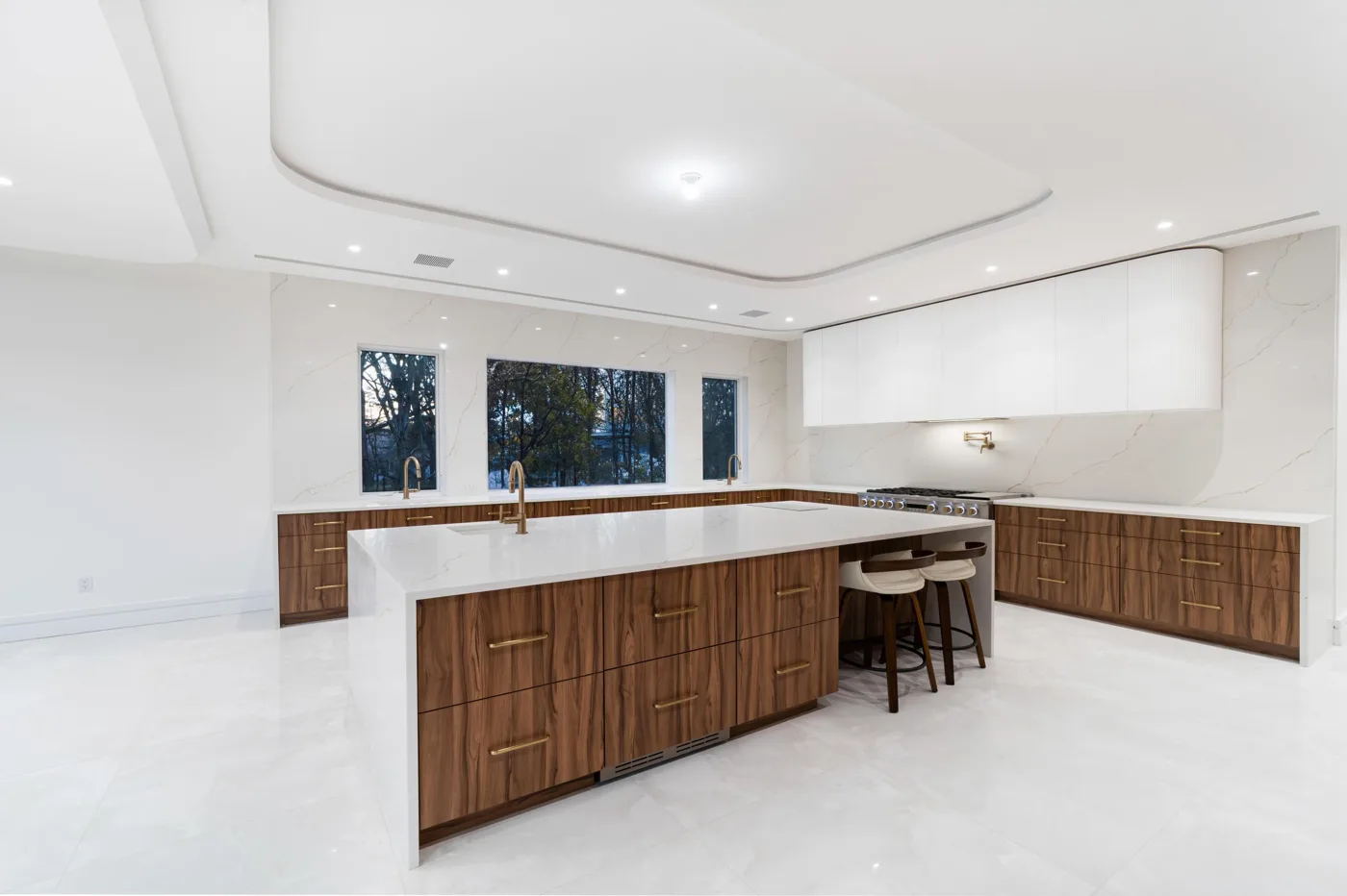 Walnut Custom Interiors kitchen, view 21