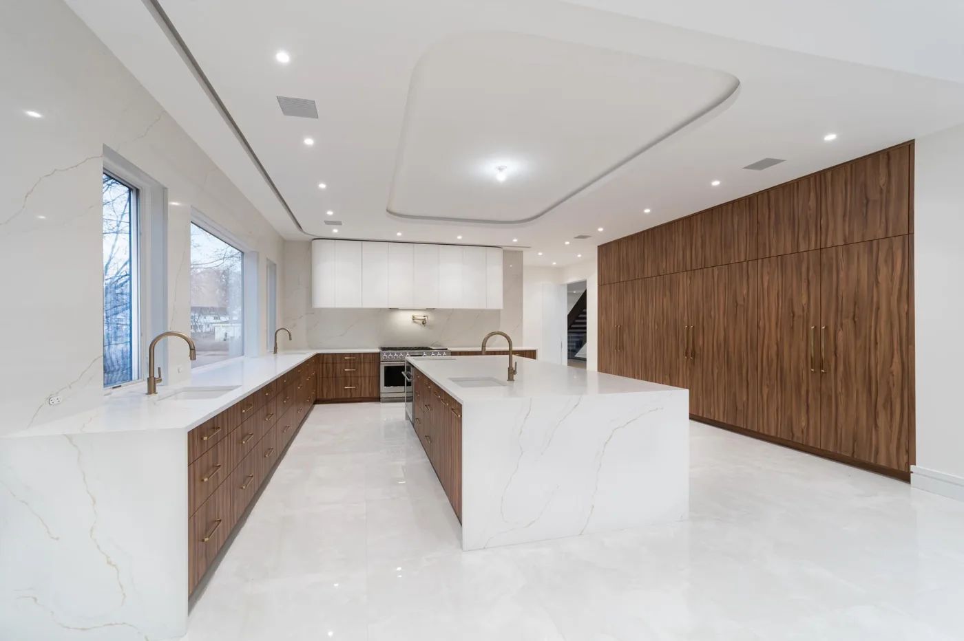Walnut Custom Interiors kitchen, view 22